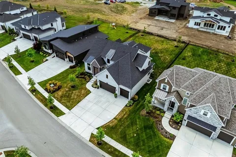 $1,000,000 | 16804 South Rosehill Street, Overland Park, KS 66221