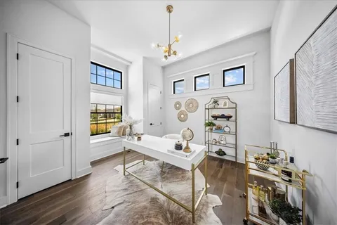 $1,000,000 | 16804 South Rosehill Street, Overland Park, KS 66221