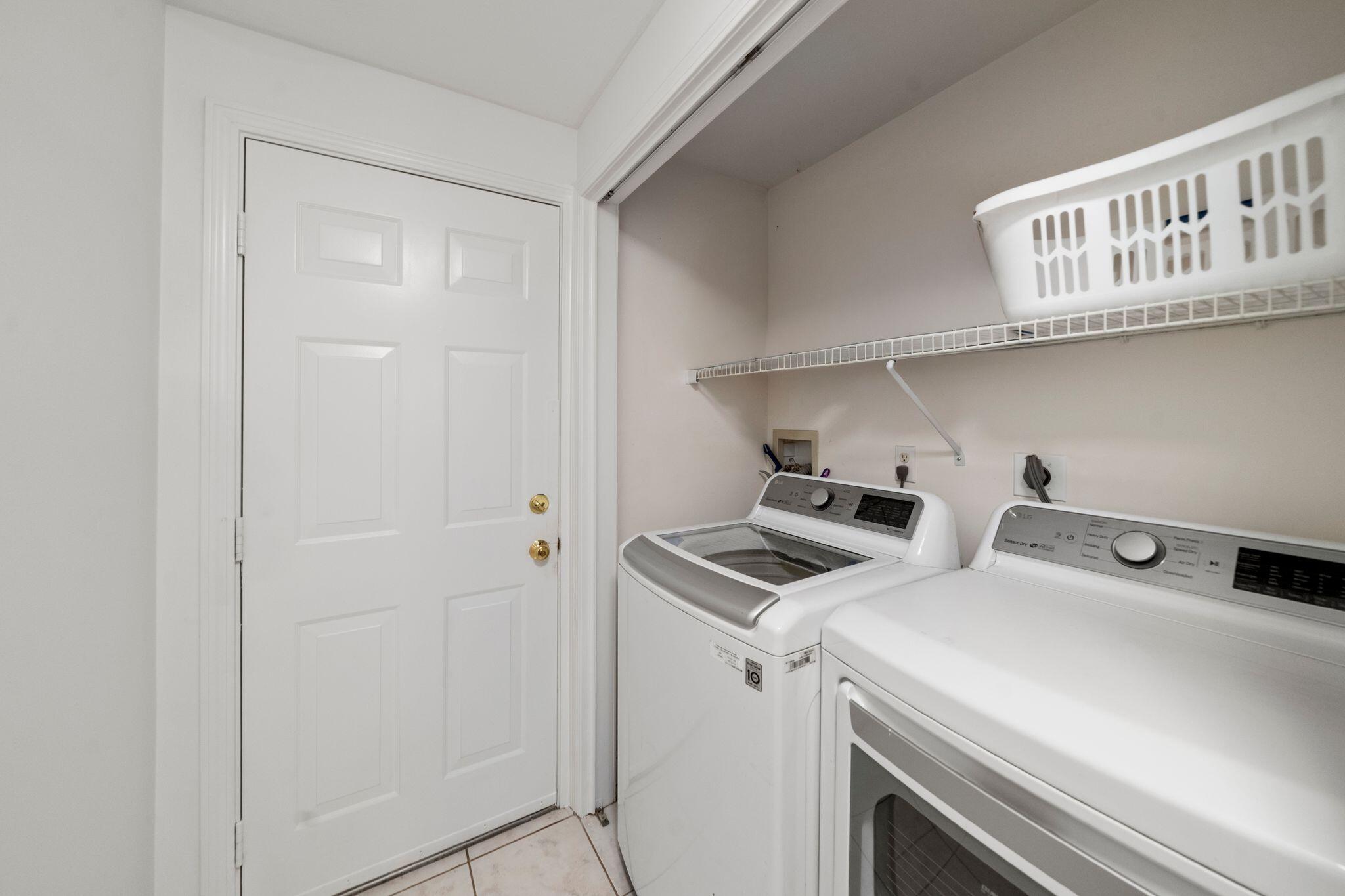 40 Sam Ryder Road Chatham, MA 02633 - Photo 22 of 42 a utility room with dryer and washer