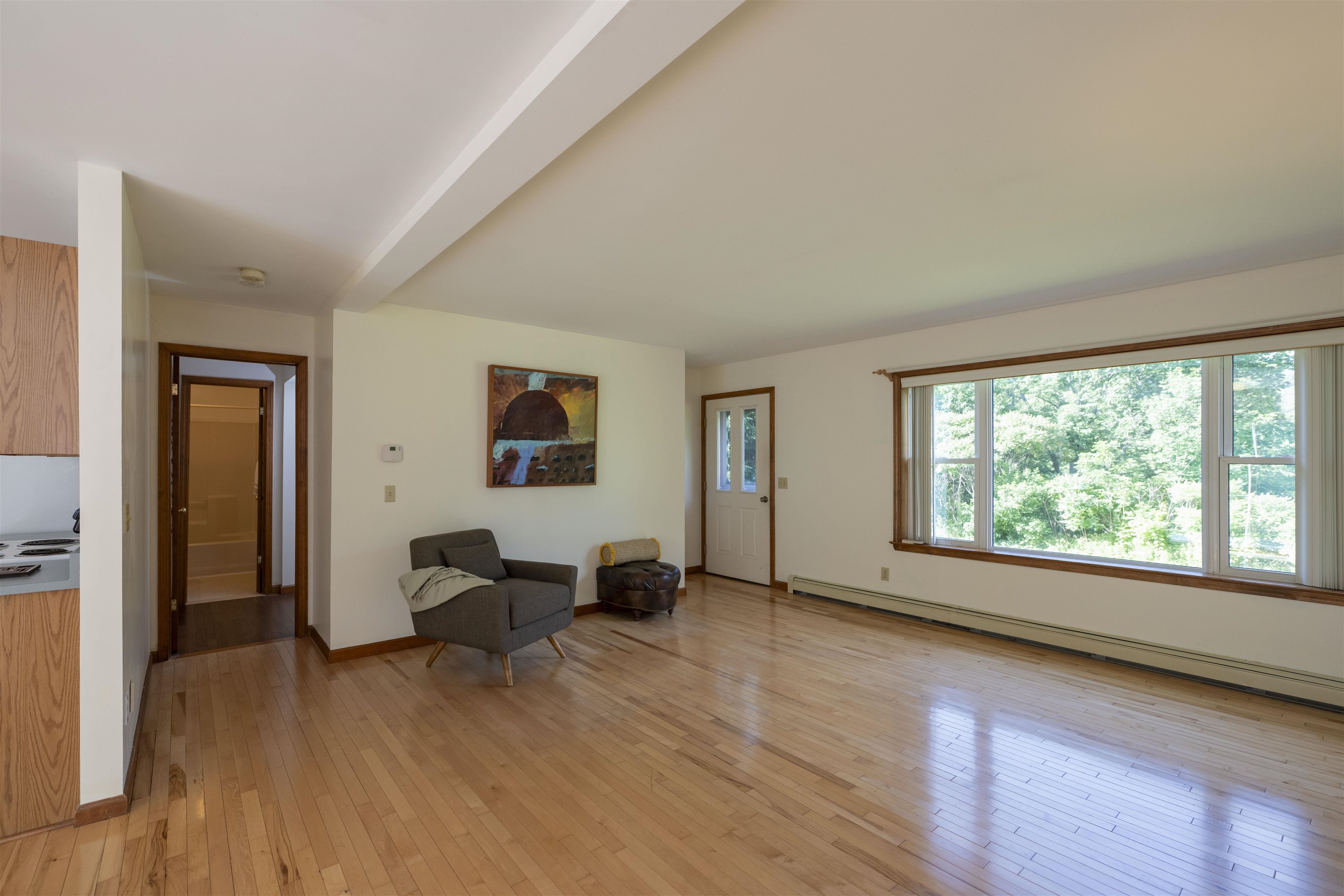 100 Riverside Lane Royalton, VT 05068 - Photo 4 of 27