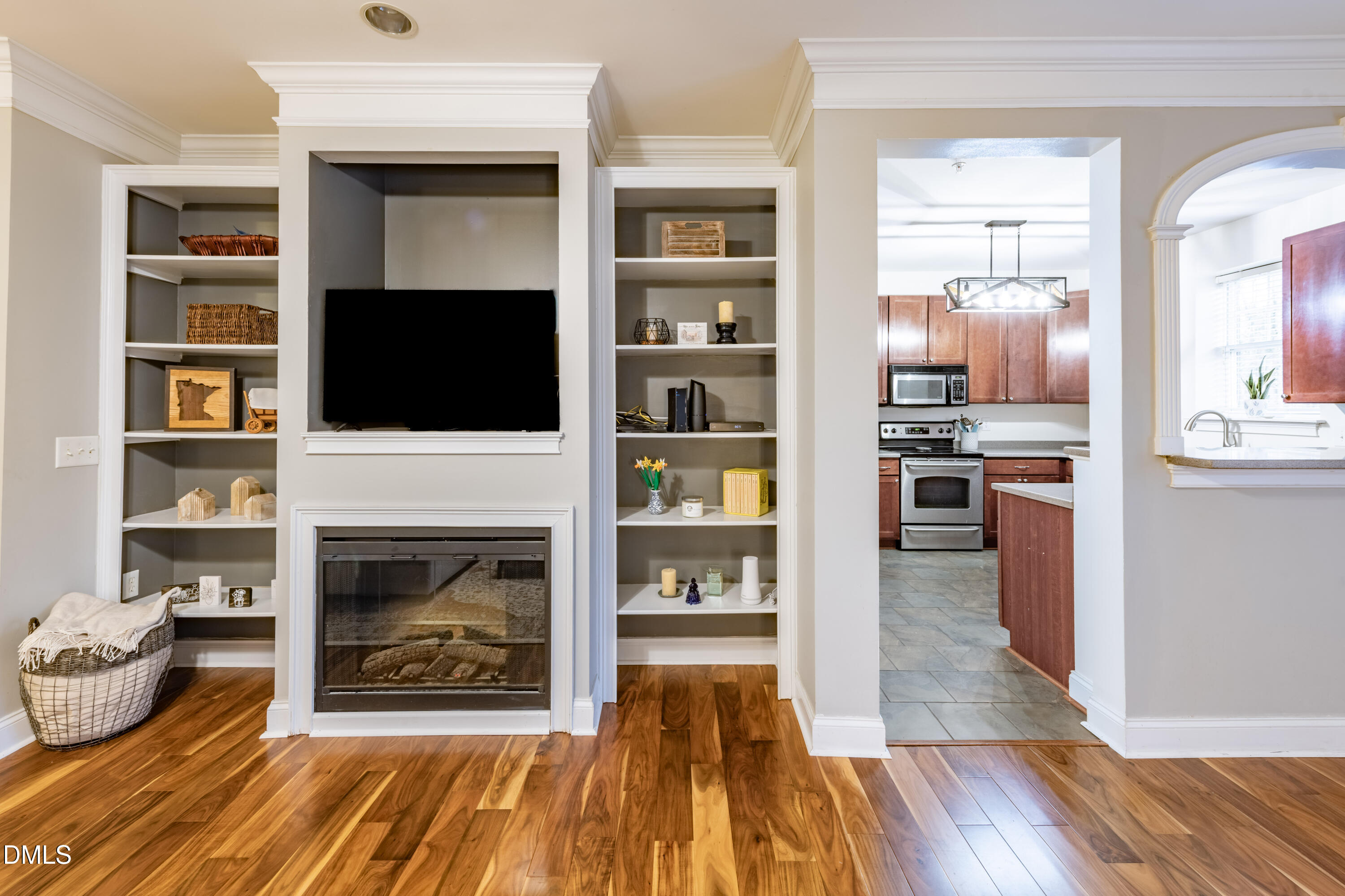 3811 Lunceston Way, Unit 4 Raleigh, NC 27613 - Photo 4 of 29