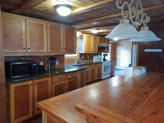 $579,900 | 71 Old Town Farm Road, Exeter, NH 03833