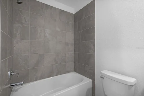 $318,998 | 19116 Scallop Loop, Unit 302, Lakewood Ranch, FL 34211