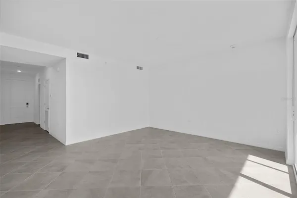 $318,998 | 19116 Scallop Loop, Unit 302, Lakewood Ranch, FL 34211