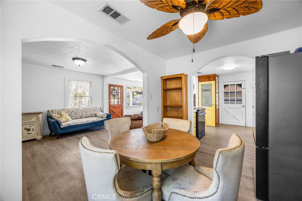 1220 Webster Street Redlands, CA 92374 - Photo 11 of 32