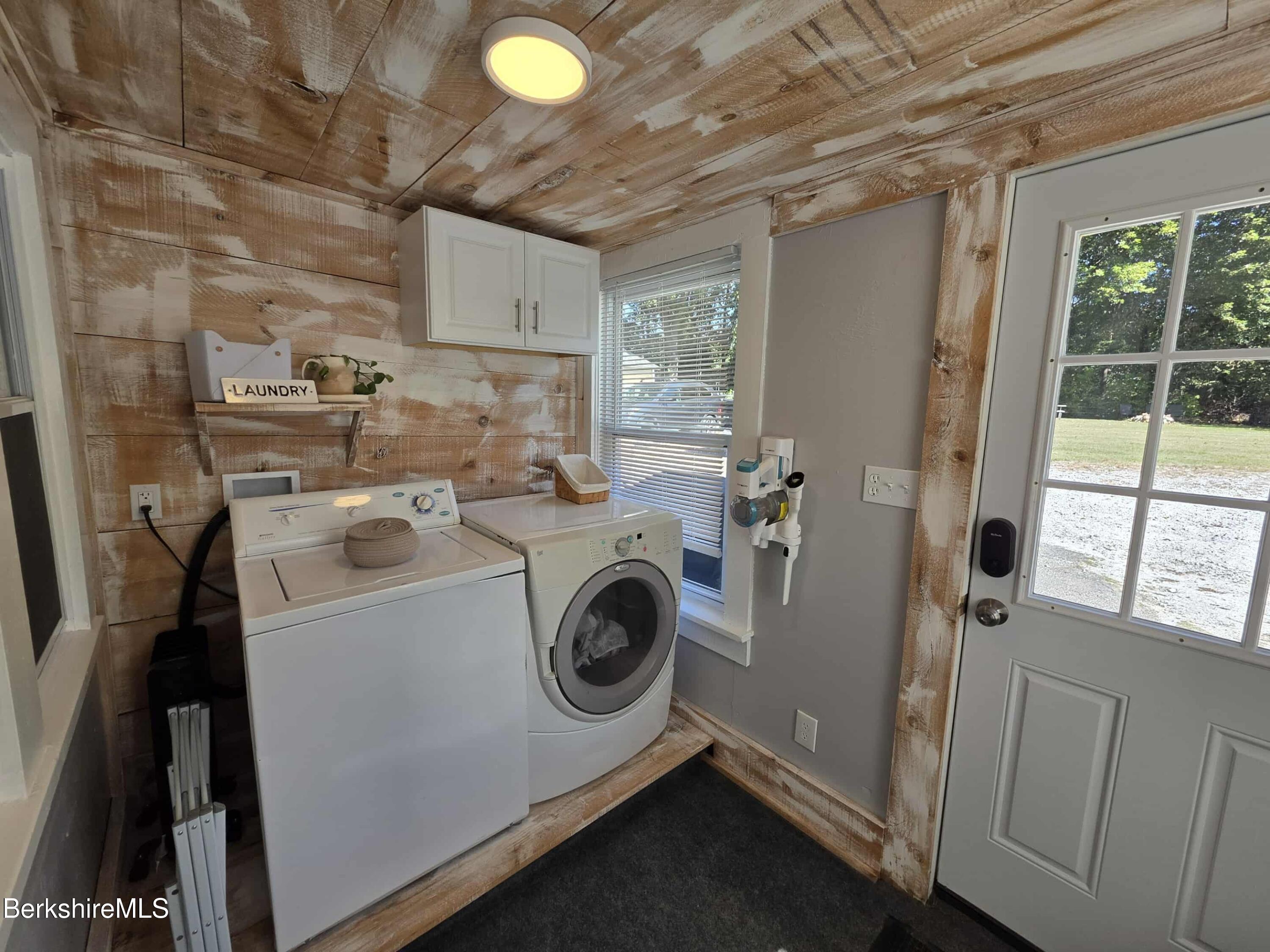 98 Friend Street Adams, MA 01220 - Photo 23 of 26 Laundry