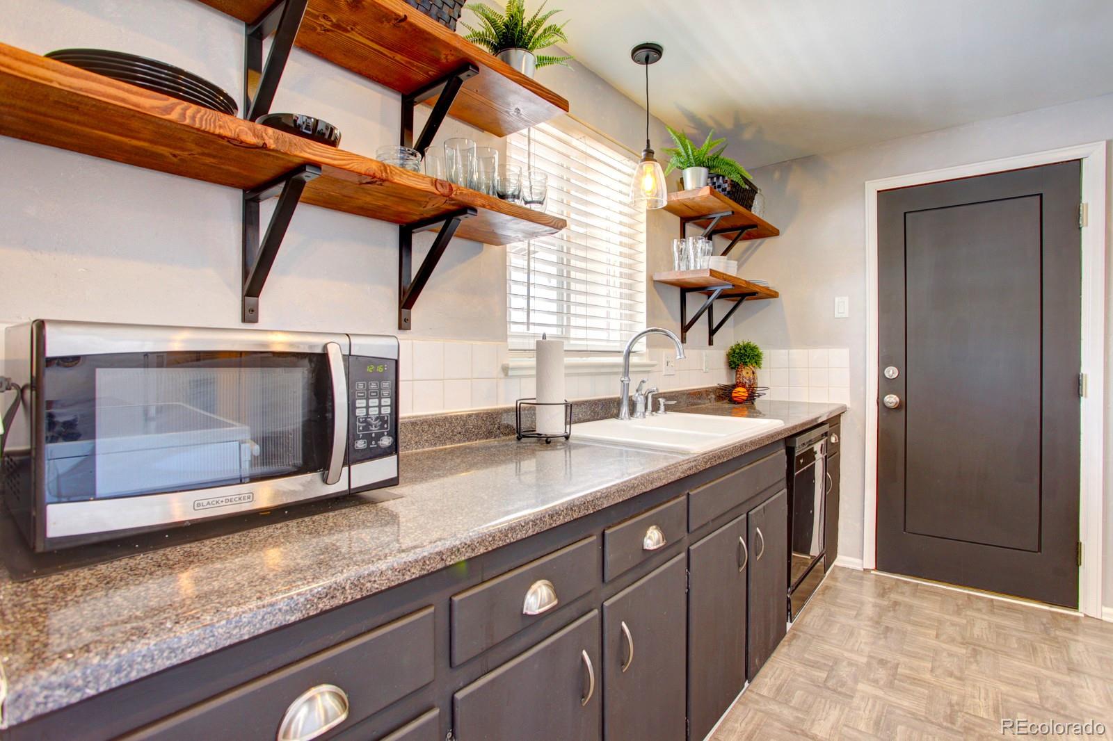 4692 Dover Street Wheat Ridge, CO 80033 - Photo 7 of 31 Gallery Image 7