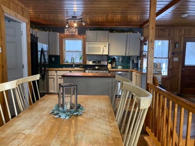 6064 Covert Road Northeast Mancelona, MI 49659 - Photo 9 of 25 Gallery Image 9