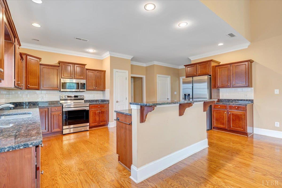 1250 Our Cove Road Huddleston, VA 24104 - Photo 15 of 70