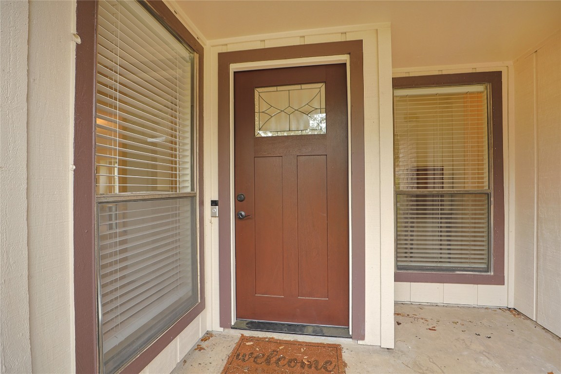9719 Orangevale Drive Spring, TX 77379 - Photo 3 of 32 Attractive front door with leaded glass window. Welcome home.