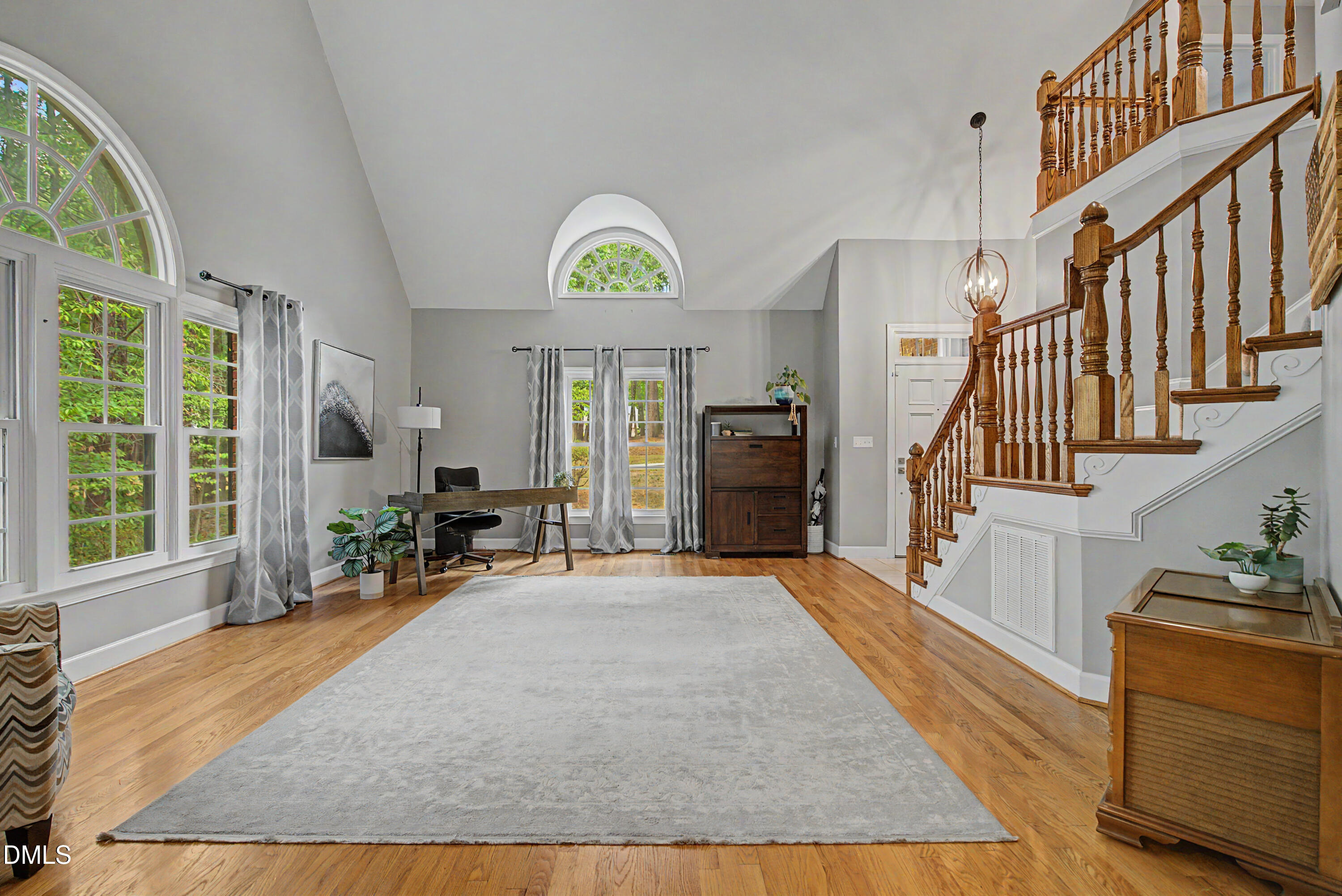 5517 North Hawthorne Way Raleigh, NC 27613 - Photo 6 of 84