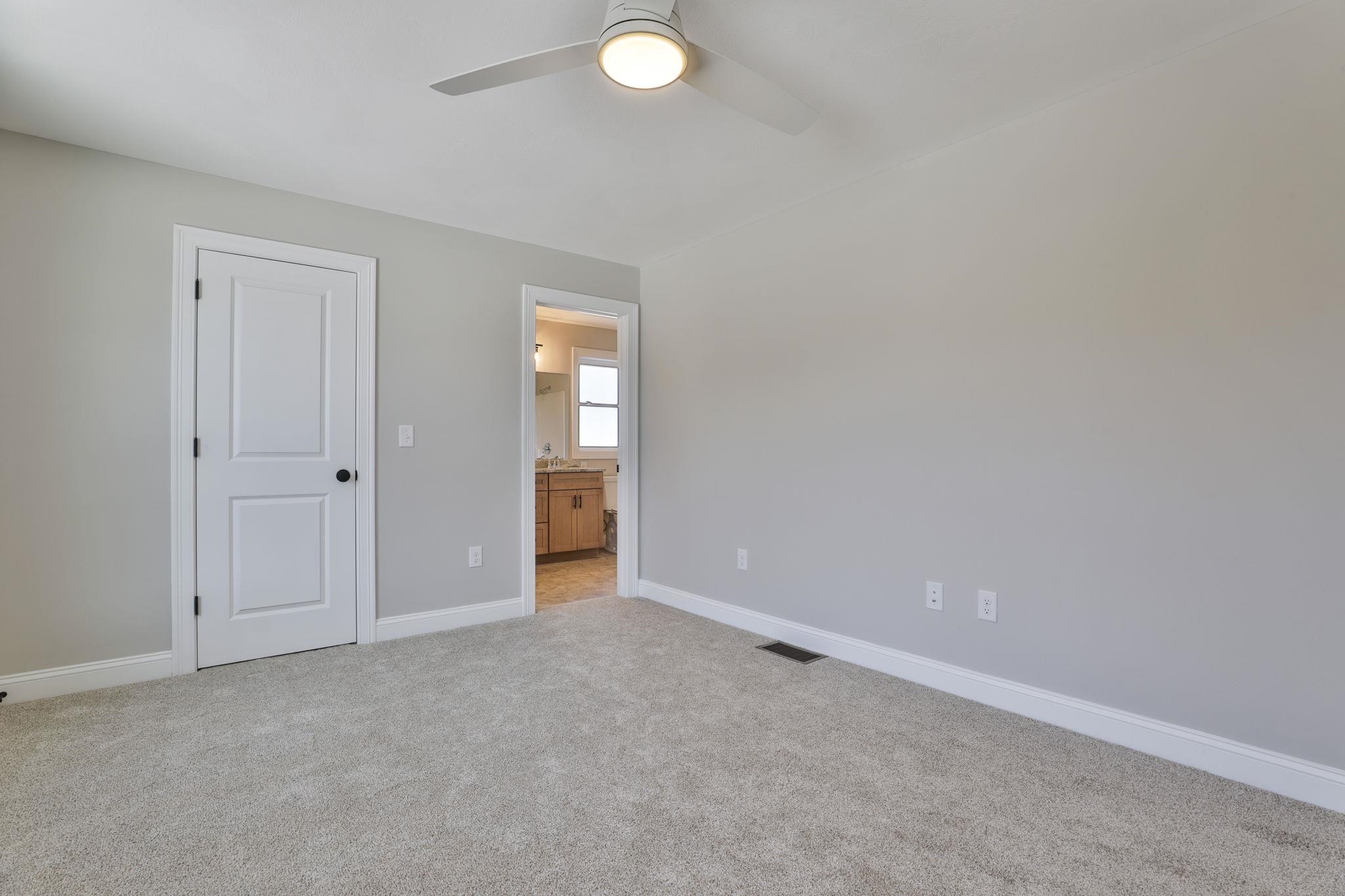 35 B B Street Hudson, NH 03051 - Photo 24 of 33