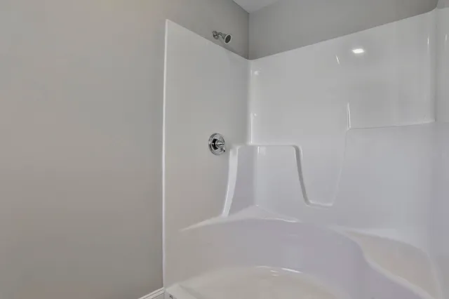 $4,200 | 35 B B Street, Hudson, NH 03051