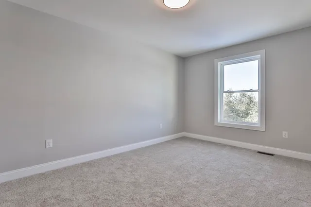 $4,200 | 35 B B Street, Hudson, NH 03051