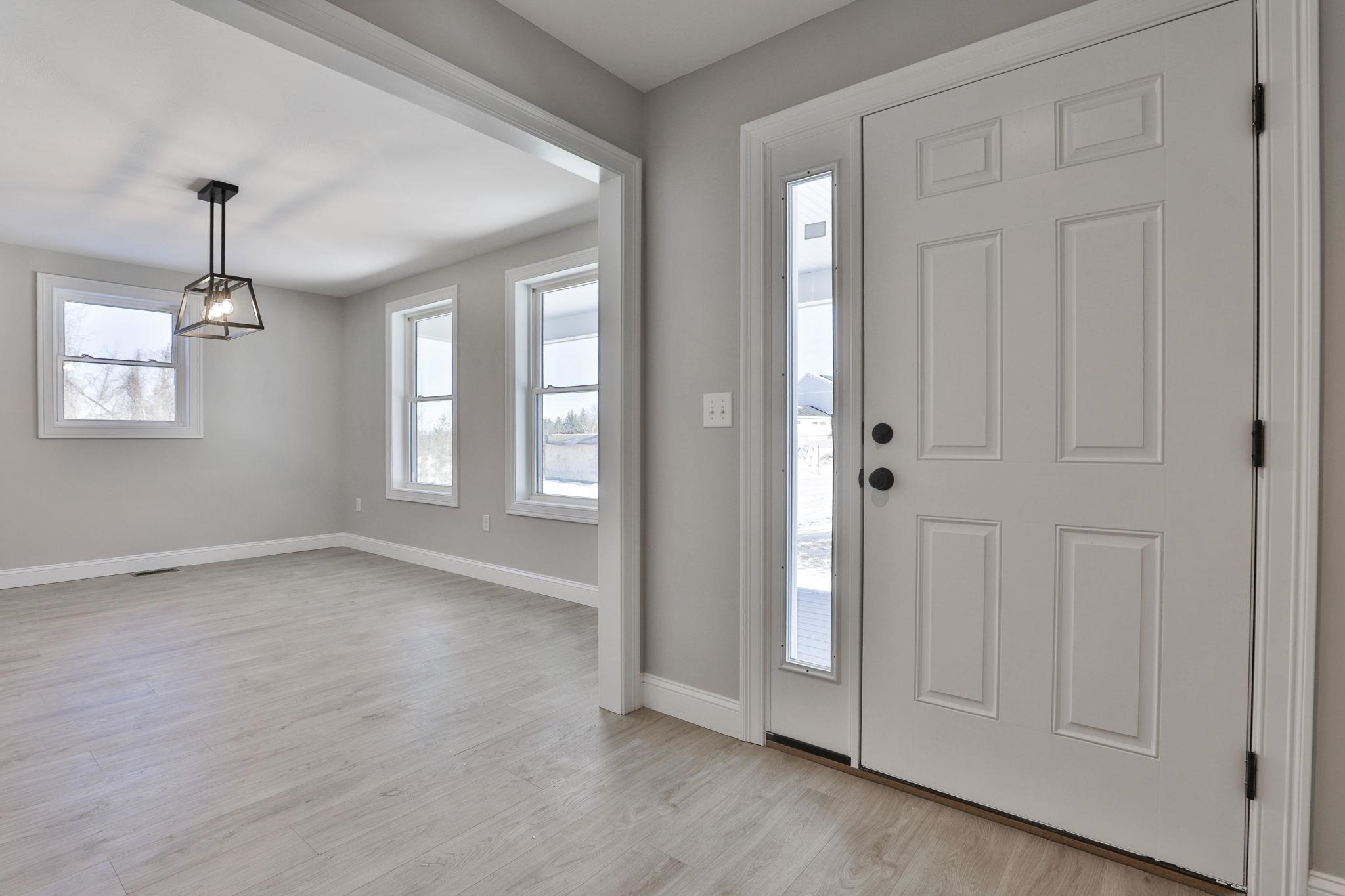 35 B B Street Hudson, NH 03051 - Photo 4 of 33