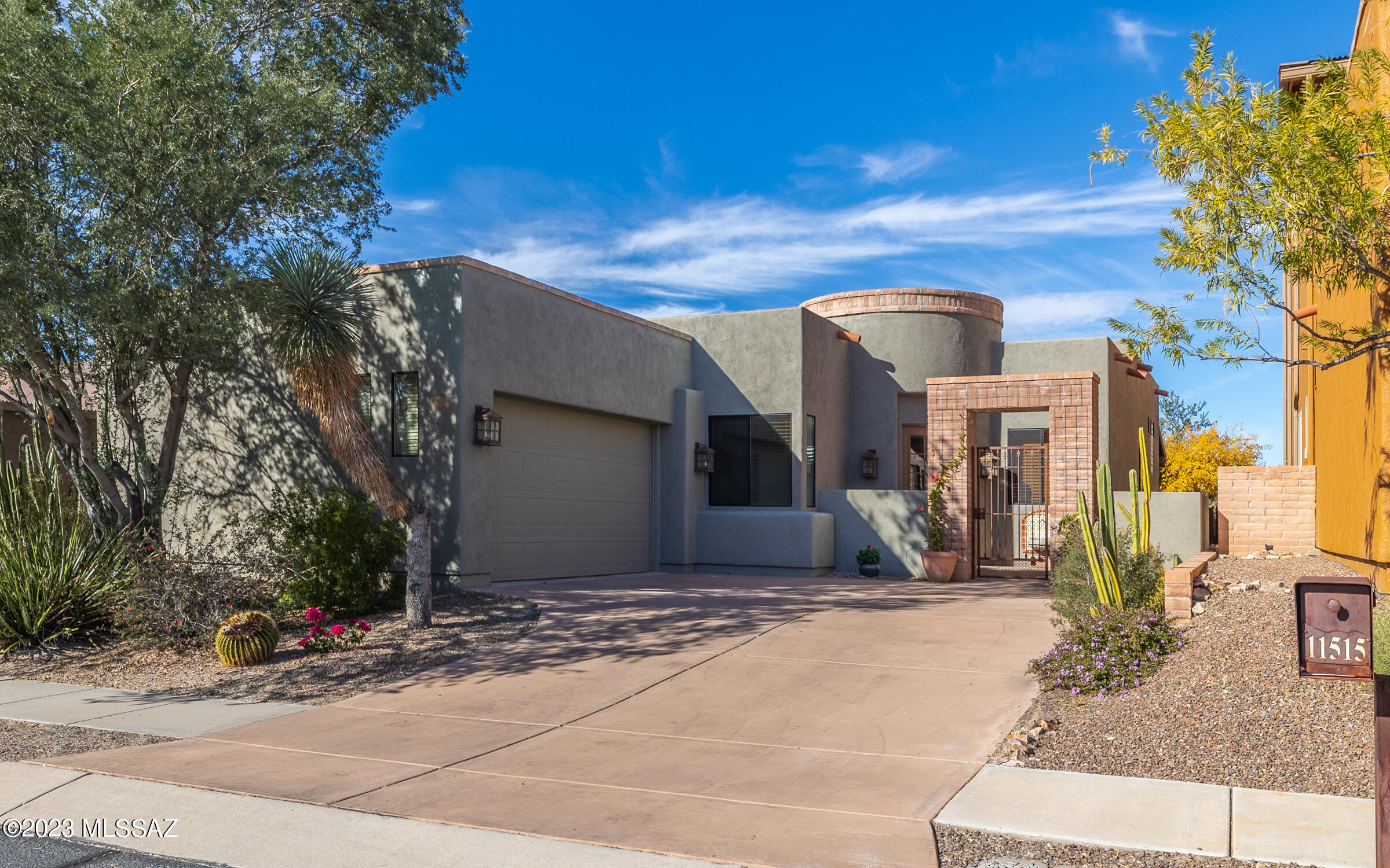 11515 North Moon Ranch Place Marana, AZ 85658 - Photo 1 of 39