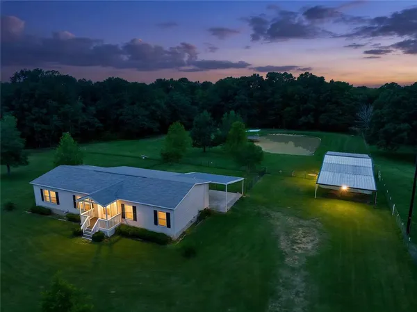 $225,900 | 1714 County Rd Road, Arthur City, TX 75411