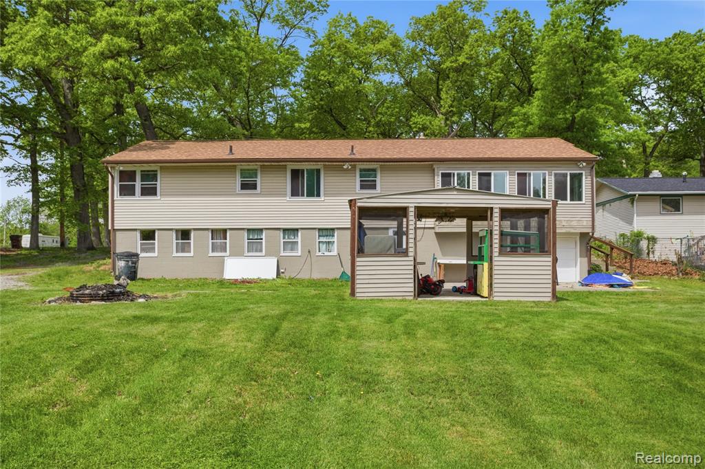 2705 Glendale Road Jackson, MI 49203 - Photo 2 of 57