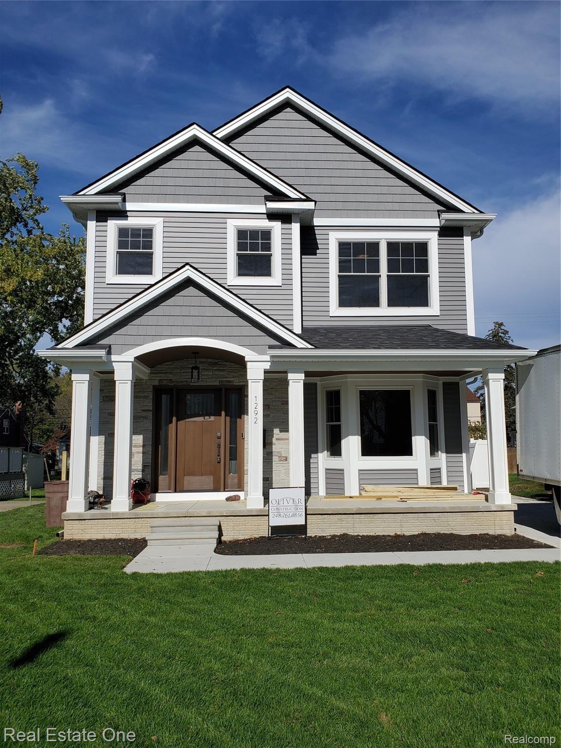 1292 Dorothea Front.jpg