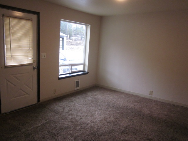 9328 Cheney Spokane Road Spokane, WA 99224 - Photo 4 of 19