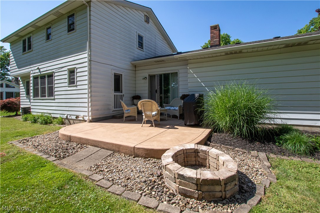 910 Andrews Road Medina, OH 44256 - Photo 39 of 45 Rear view of property featuring a patio