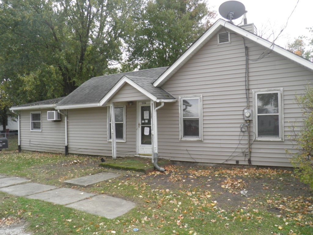 306 Warren Street Colona, IL 61241 - Photo 1 of 8 Gallery Image 1