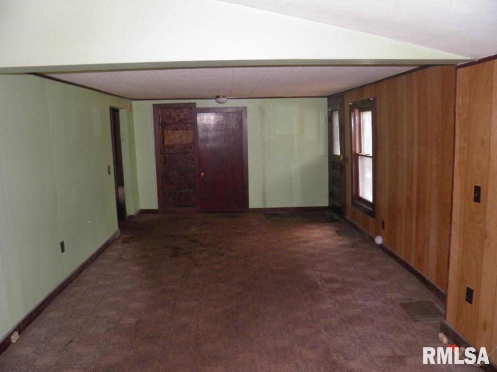 306 Warren Street Colona, IL 61241 - Photo 5 of 8 Gallery Image 5