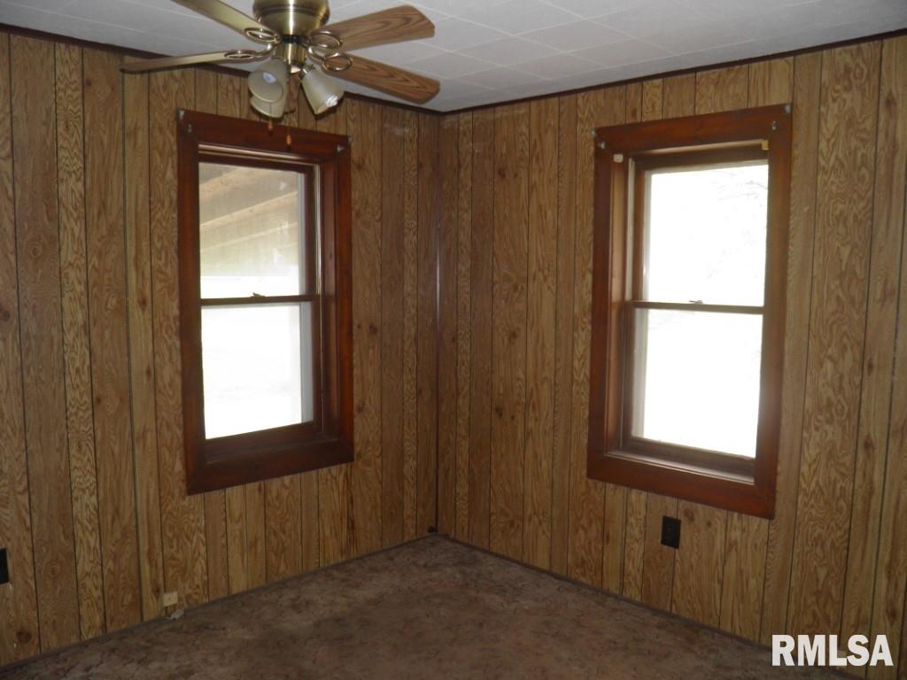 306 Warren Street Colona, IL 61241 - Photo 8 of 8 Gallery Image 8