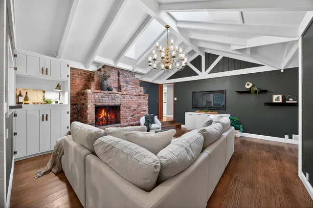 $1,080,000 | 1371 El Nido Way, Sacramento, CA 95864