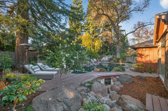 $1,080,000 | 1371 El Nido Way, Sacramento, CA 95864