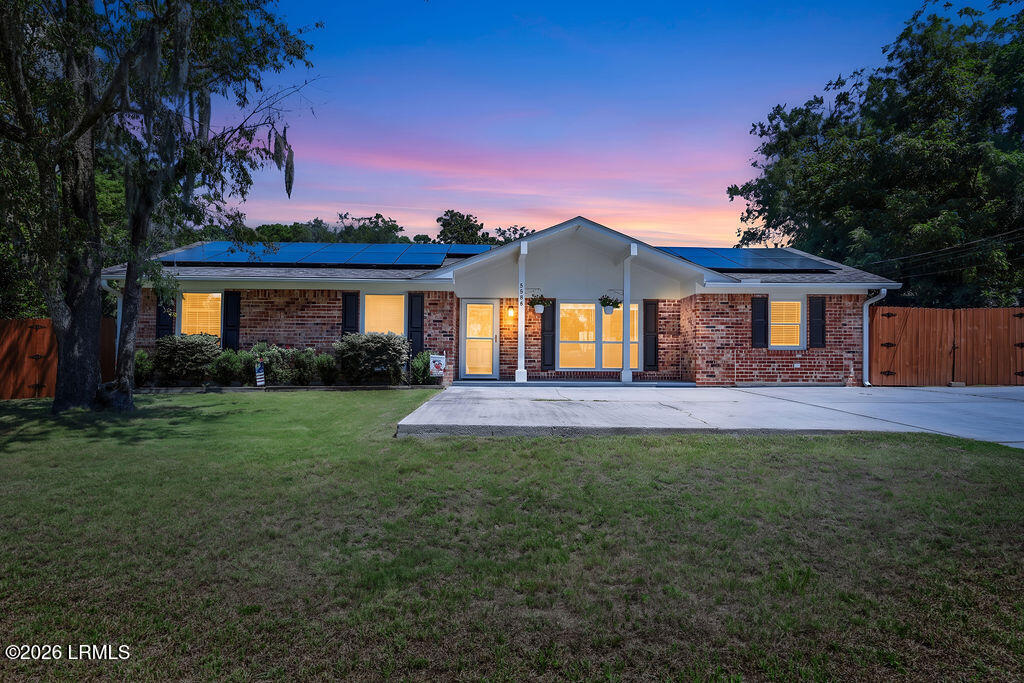 4007 Shell Point Road Beaufort, SC 29906 - Photo 2 of 26 HI5A2019-Twilght