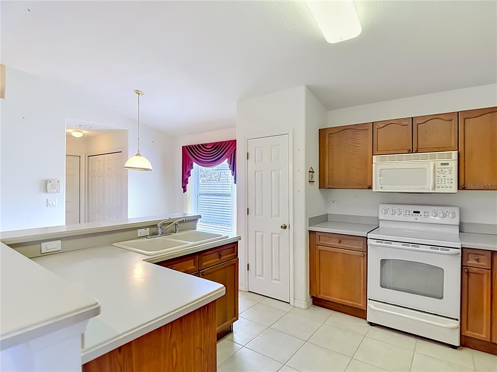 1440 Bolger Avenue Spring Hill, FL 34609 - Photo 16 of 60