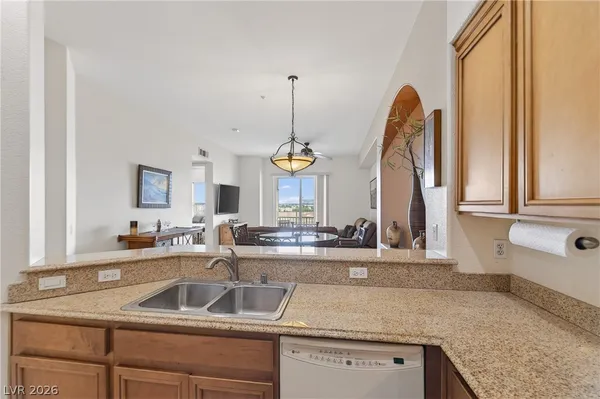 $2,150 | 62 East Serene Avenue, Unit 324, Las Vegas, NV 89123