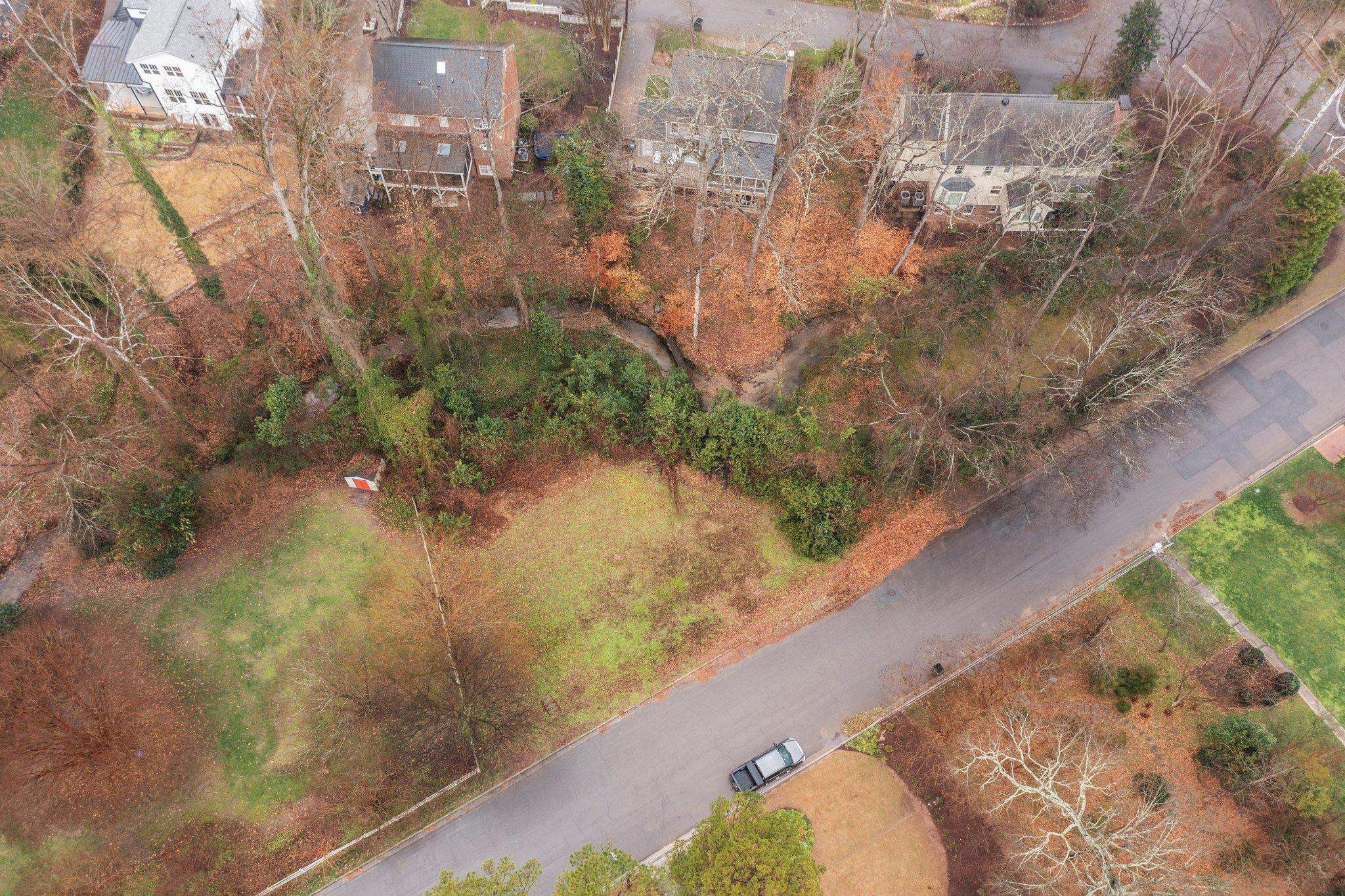 2309 Oxford Road Raleigh, NC 27608 - Photo 1 of 8 Photo 1
