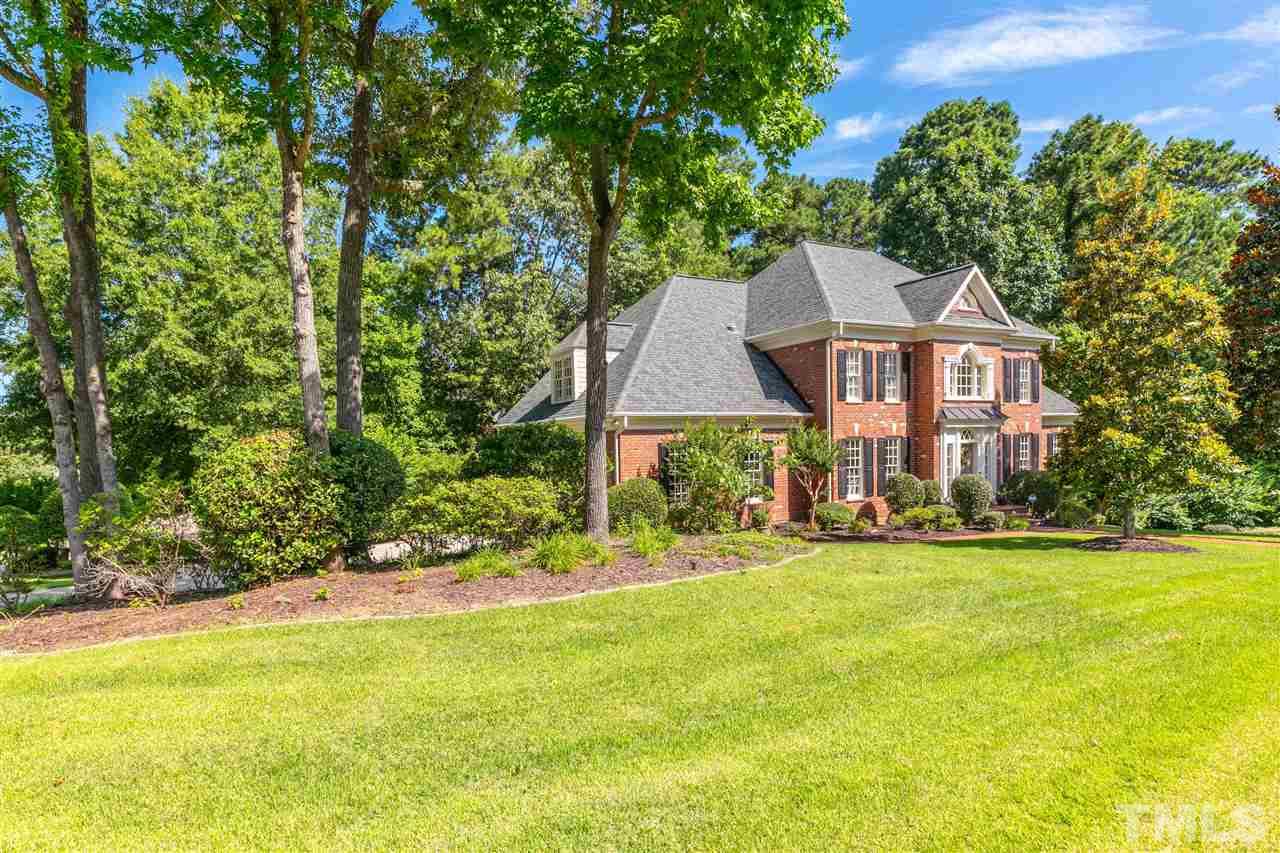 201 Chiselhurst Way Cary, NC 27513 - Photo 2 of 30 Gallery Image 2