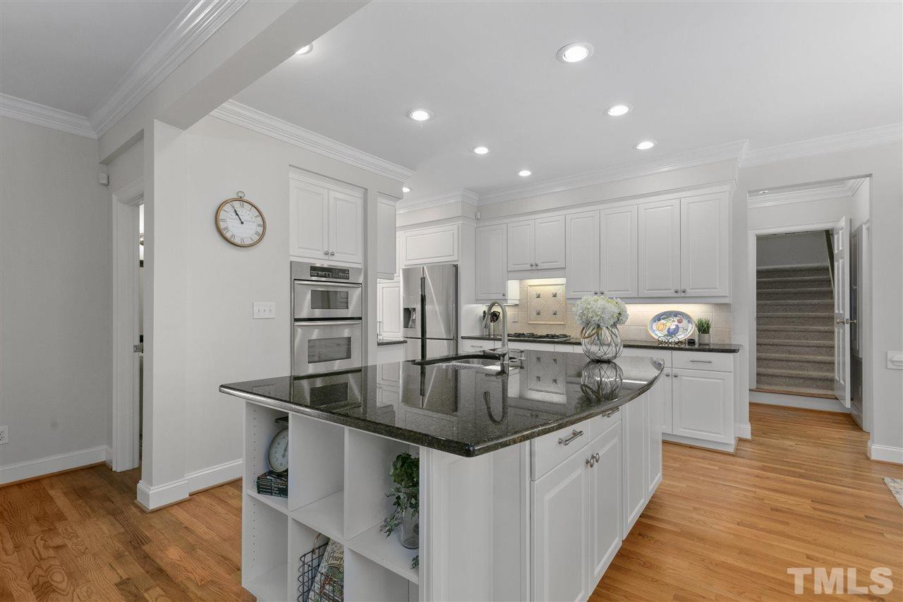 201 Chiselhurst Way Cary, NC 27513 - Photo 12 of 30 Gallery Image 12