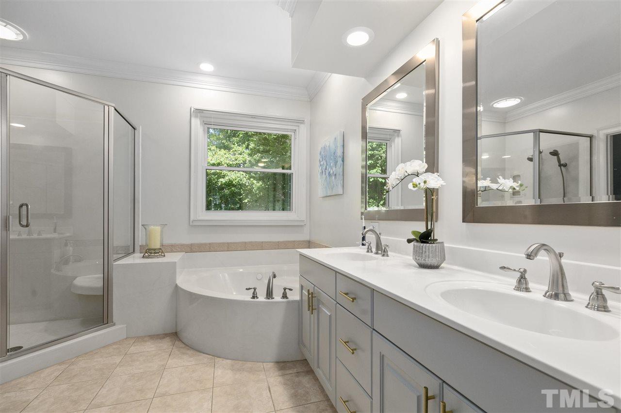 201 Chiselhurst Way Cary, NC 27513 - Photo 17 of 30 Gallery Image 17