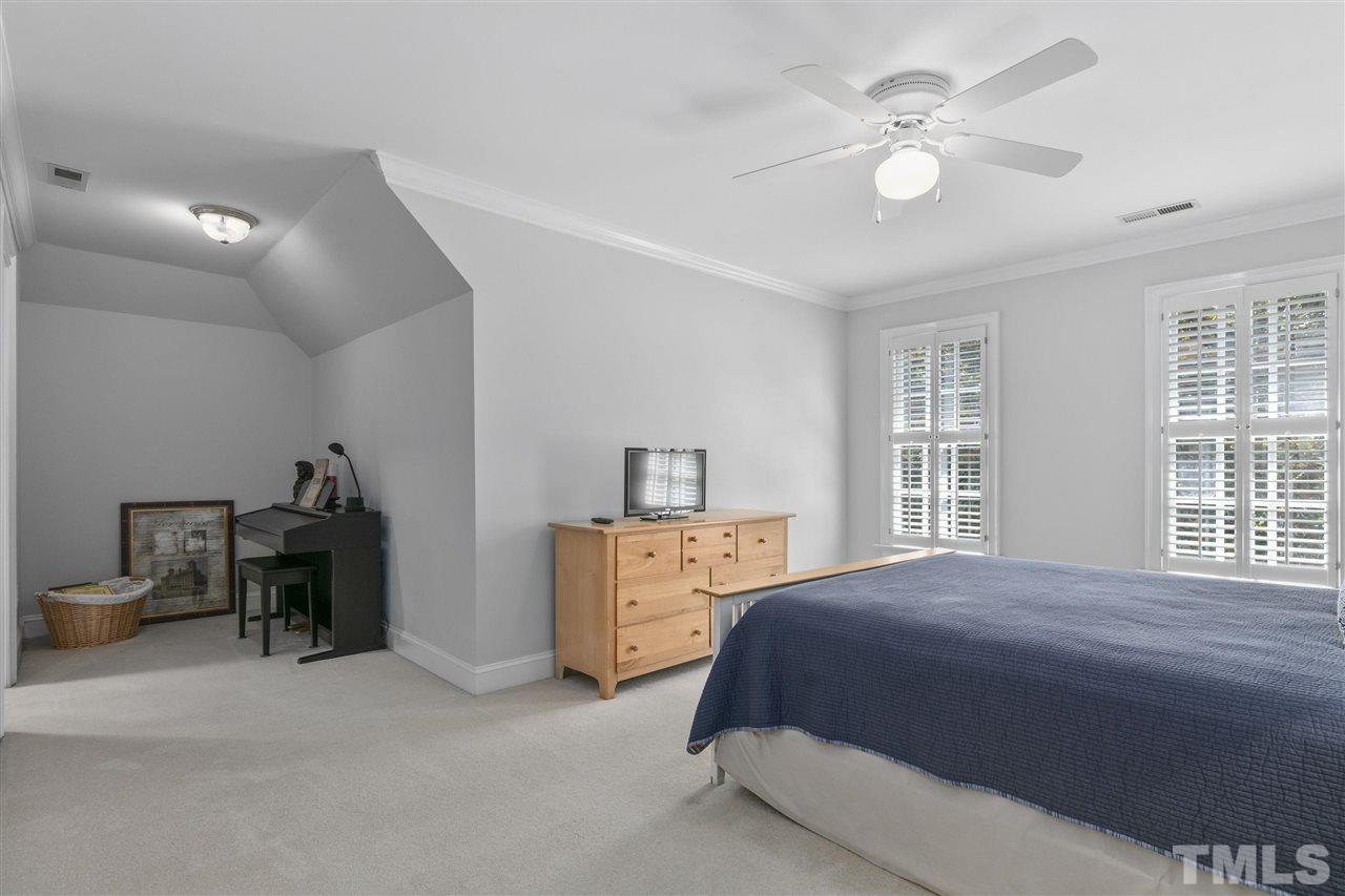 201 Chiselhurst Way Cary, NC 27513 - Photo 24 of 30 Gallery Image 24