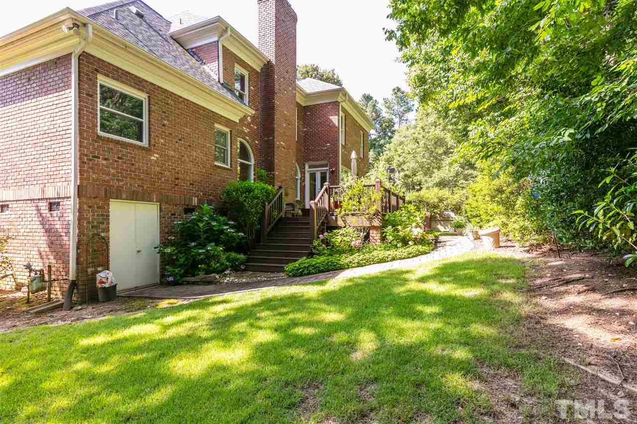 201 Chiselhurst Way Cary, NC 27513 - Photo 27 of 30 Gallery Image 27