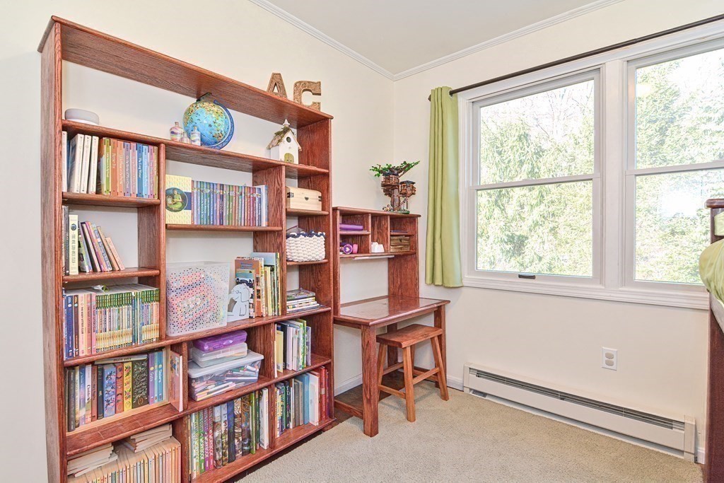 21 Coolidge Street Sherborn, MA 01770 - Photo 17 of 41 a view of an entryway with workspace