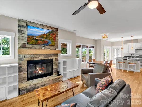 $850,000 | 17 Elkmont Terrace, Asheville, NC 28804