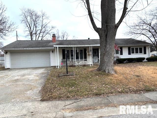137 Dawn Drive Springfield, IL 62702 - Photo 2 of 33
