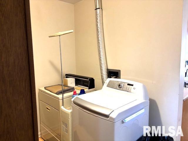 137 Dawn Drive Springfield, IL 62702 - Photo 29 of 33