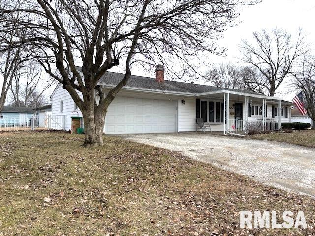 137 Dawn Drive Springfield, IL 62702 - Photo 3 of 33
