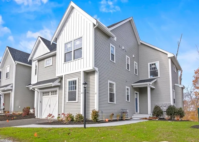 $999,900 | 21 Derby Drive, Unit 21, Woburn, MA 01801