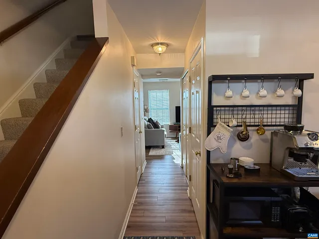 $1,750 | 121 Birdwood Court, Charlottesville, VA 22903