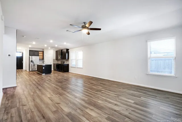 $2,400 | 3168 Junction Bay, Converse, TX 78109