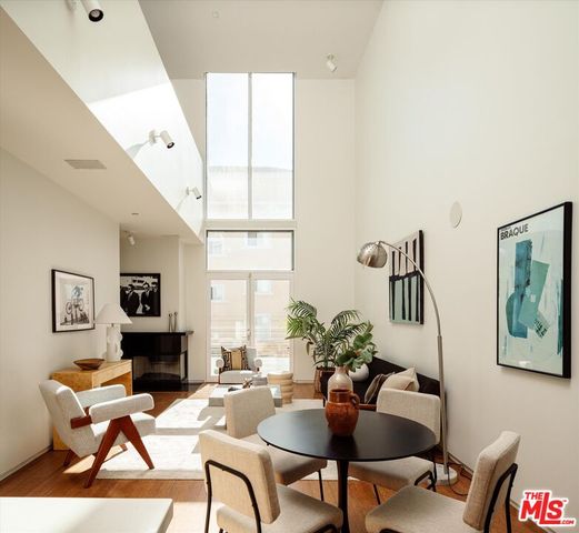 $955,000 | 1436 North Detroit Street, Unit 4, Los Angeles, CA 90046