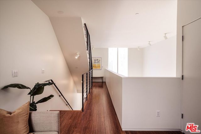 $955,000 | 1436 North Detroit Street, Unit 4, Los Angeles, CA 90046