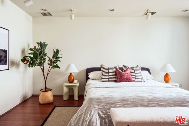 $955,000 | 1436 North Detroit Street, Unit 4, Los Angeles, CA 90046